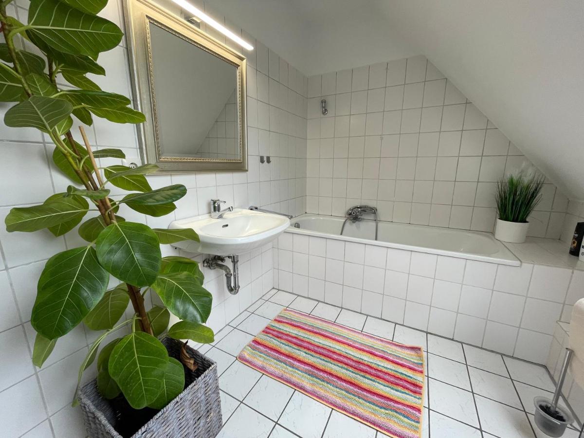 Appartement Mit Zwei Schlafzimmern Borgholzhausen Luaran gambar